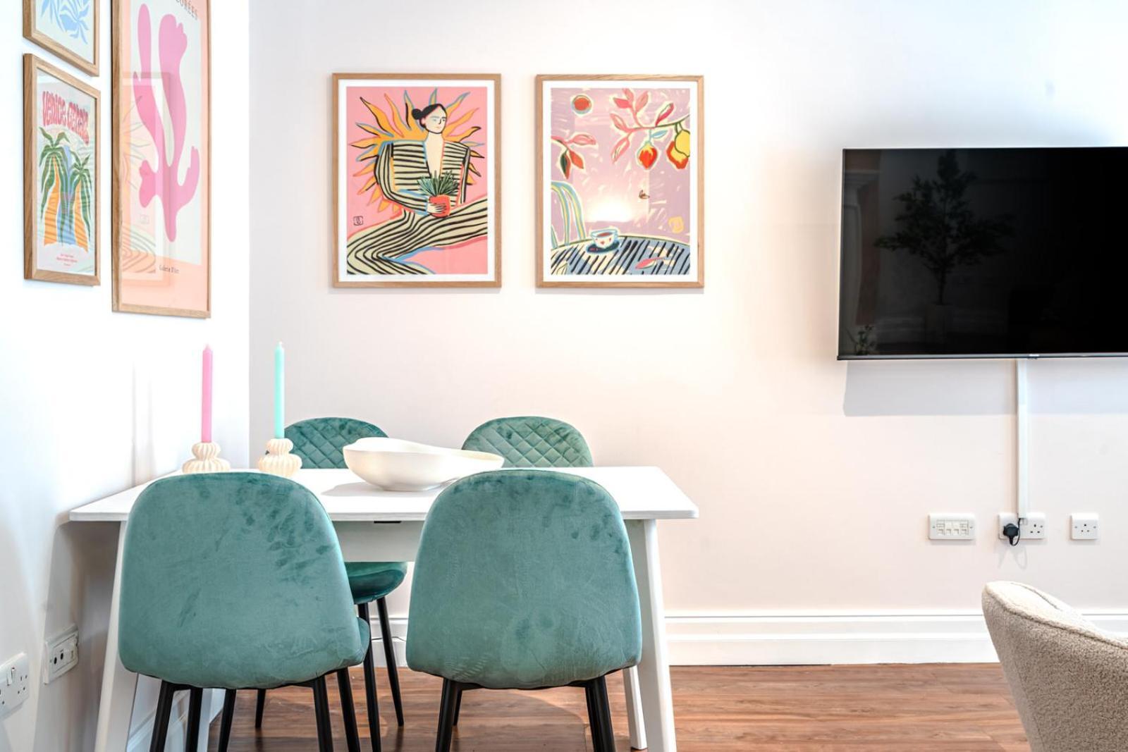 Be London - The Soho Residences Экстерьер фото