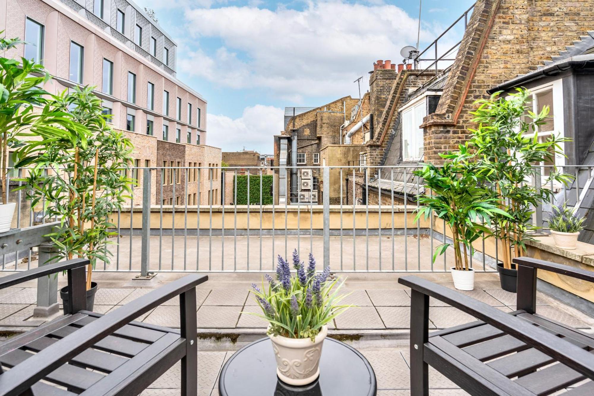 Be London - The Soho Residences Номер фото